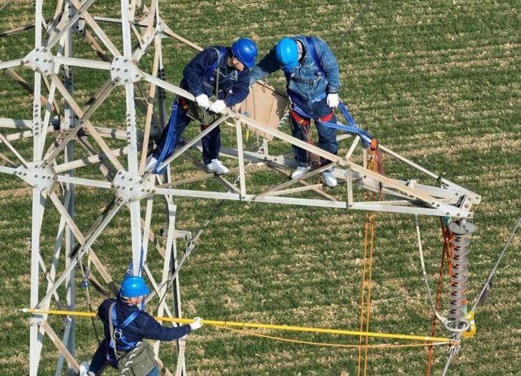 國網濉溪縣供電公司首次成功開展110千伏輸電線路帶電作業(yè)