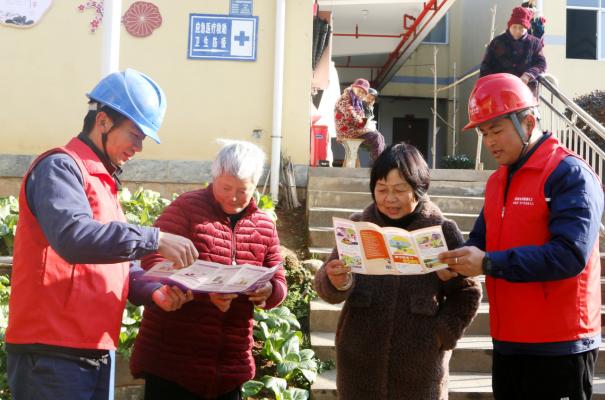 國網(wǎng)浦城縣供電公司弘揚(yáng)雷鋒精神 暖心服務(wù)“夕陽紅”