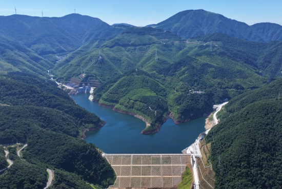 浙江寧海抽水蓄能電站首臺機組投產發(fā)電